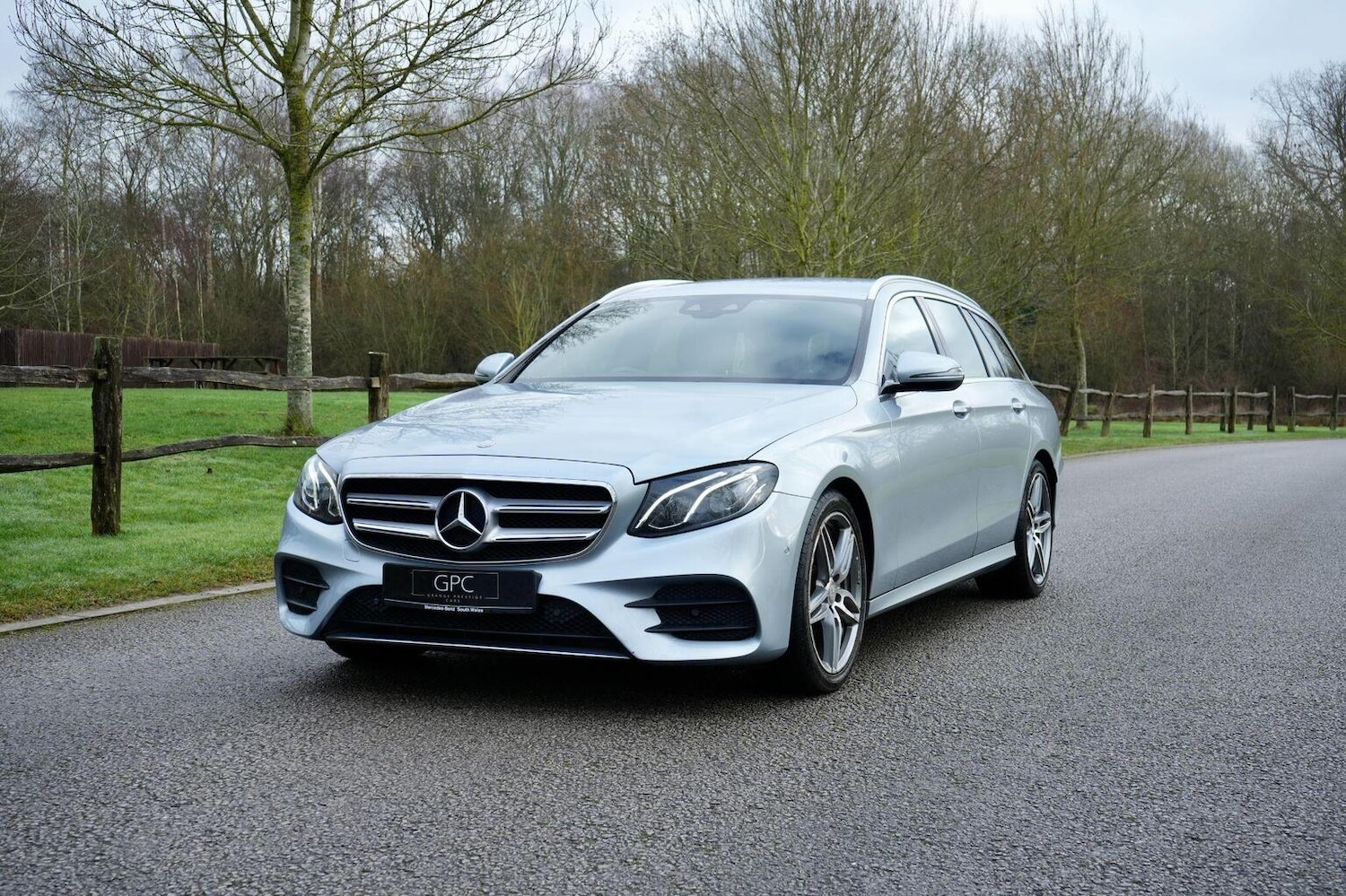 Used Mercedes-Benz E Class 2017 for sale - 77363619: Photo 4