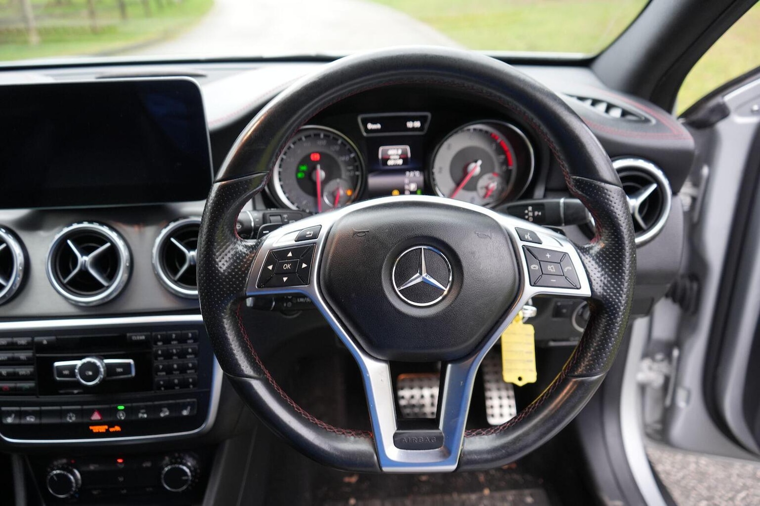 Used Mercedes-Benz GLA 2015 for sale - 77303638: Photo 11