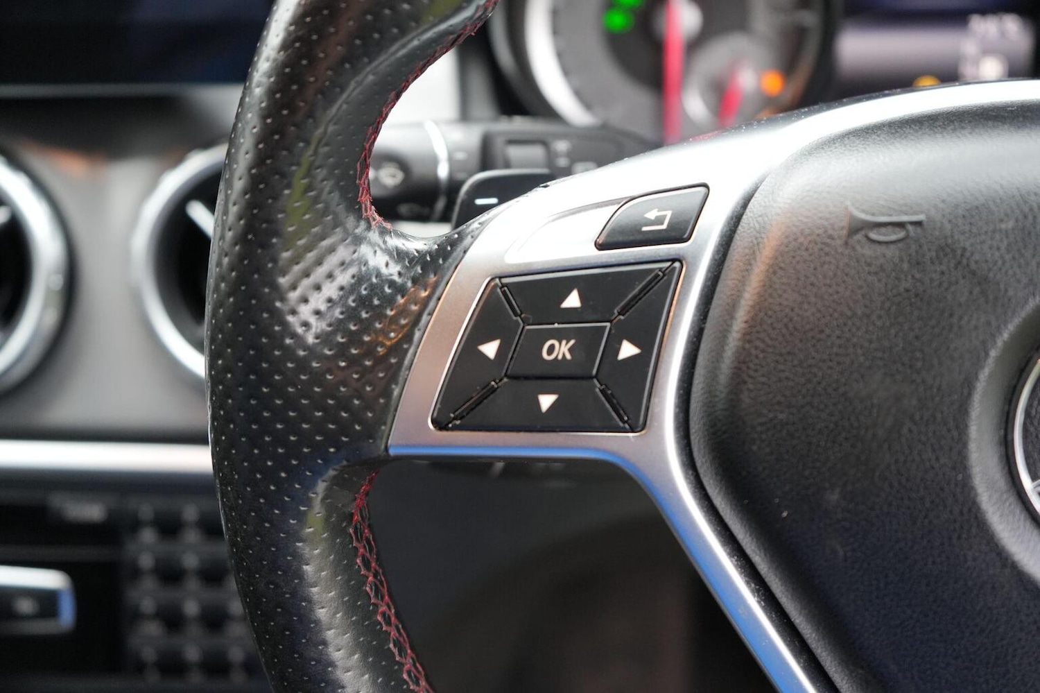 Used Mercedes-Benz GLA 2015 for sale - 77303638: Photo 25