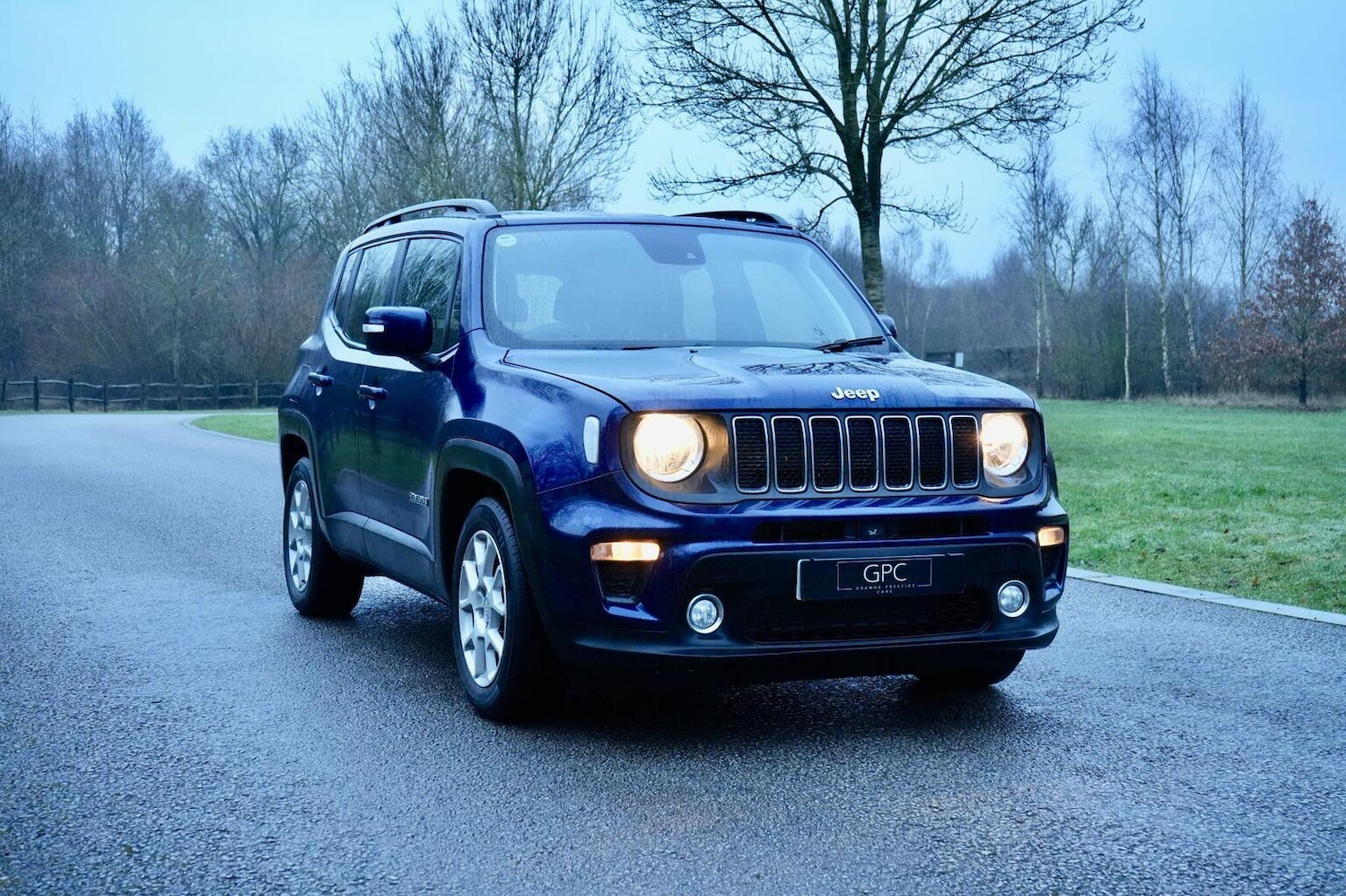Used Jeep Renegade 2019 for sale - 77258590: Photo 2