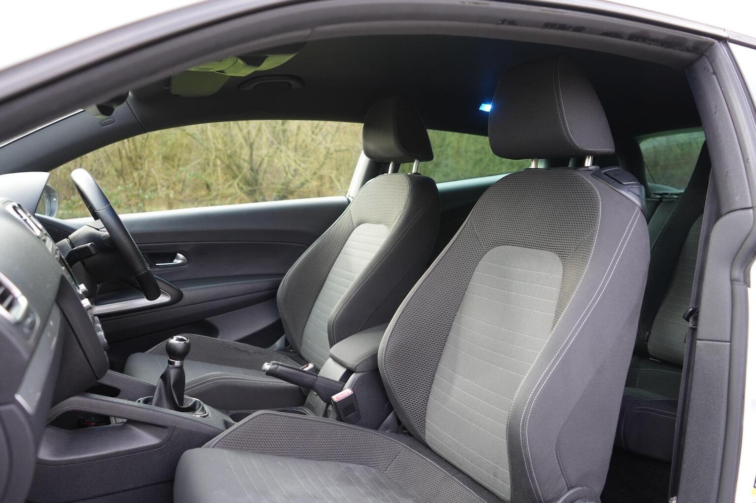 Used Volkswagen Scirocco 2008 for sale - 77363621: Photo 29