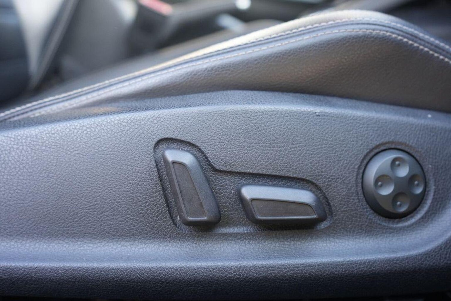 Used Volkswagen Scirocco 2015 for sale - 76963264: Photo 27