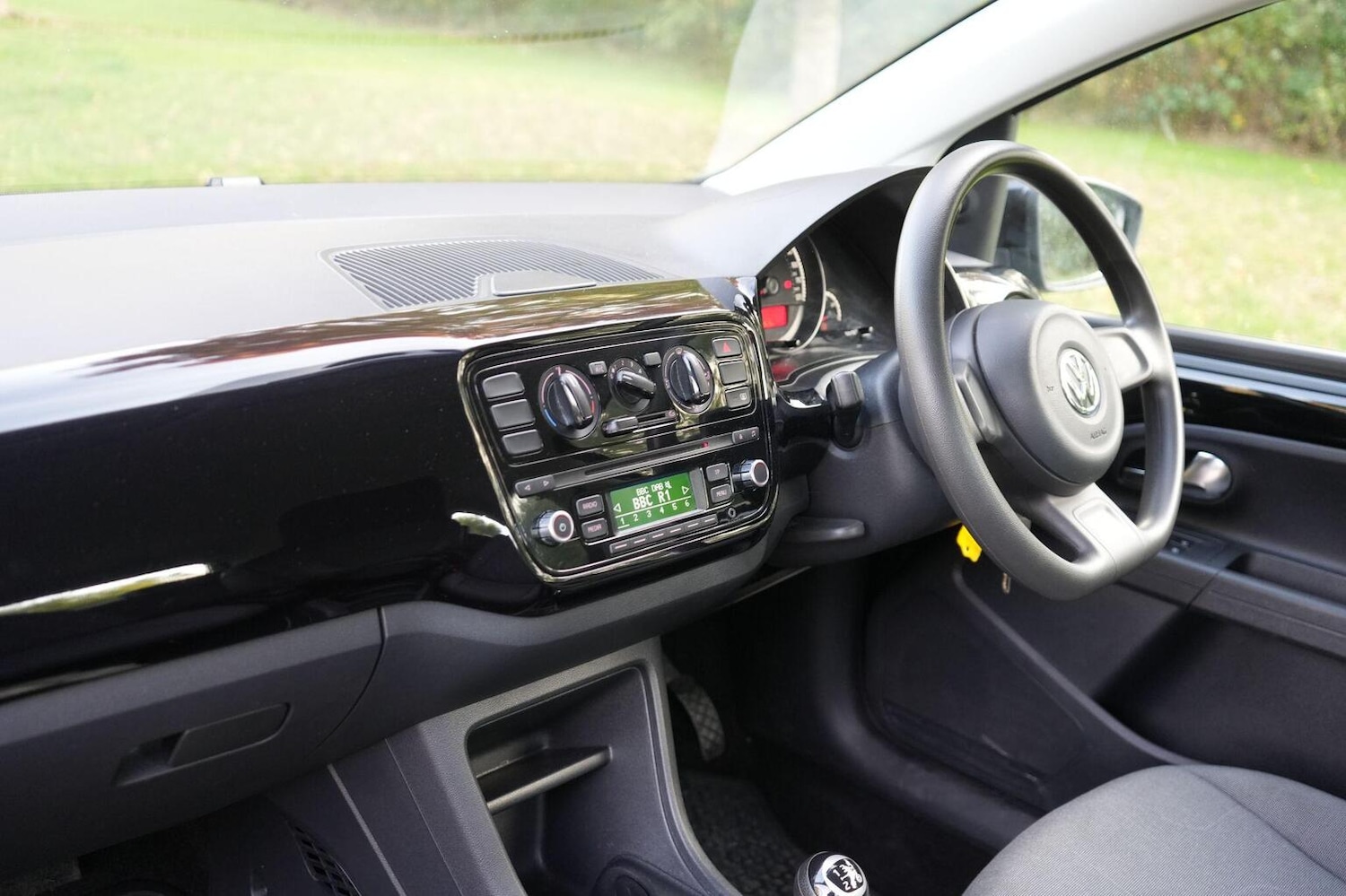 Used Volkswagen up! 2016 for sale - 77154392: Photo 13