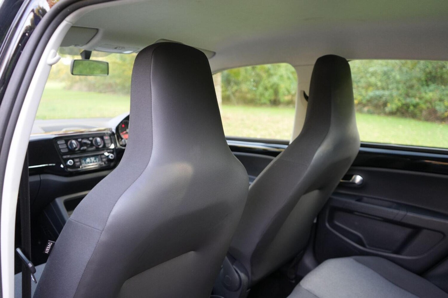 Used Volkswagen up! 2016 for sale - 77154392: Photo 35