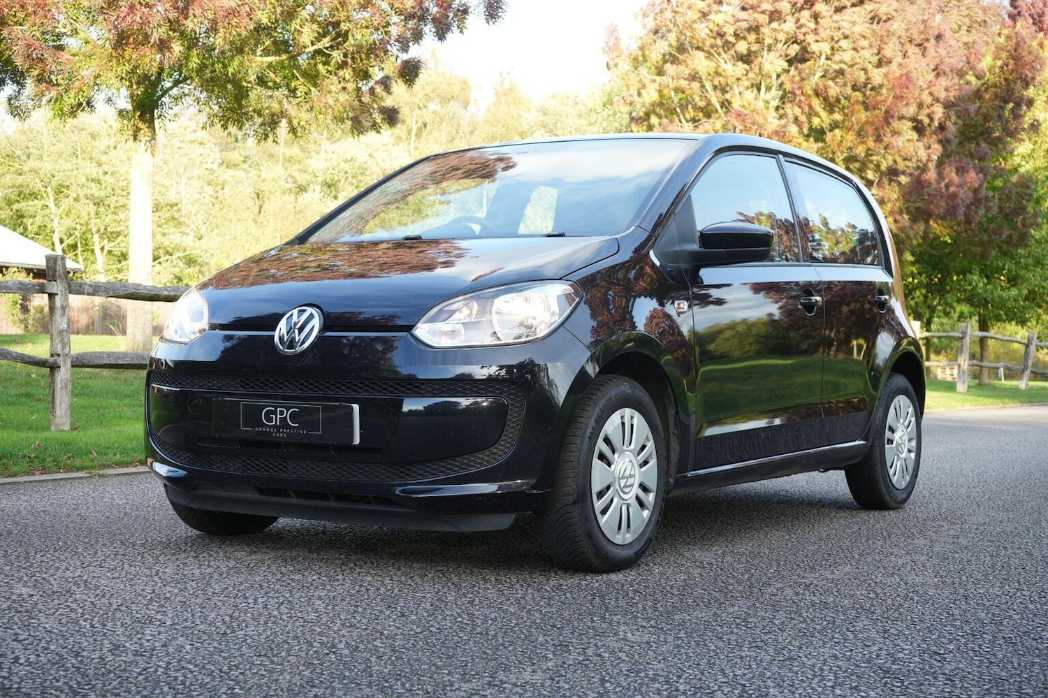 Used Volkswagen up! 2016 for sale - 77154392: Photo 4