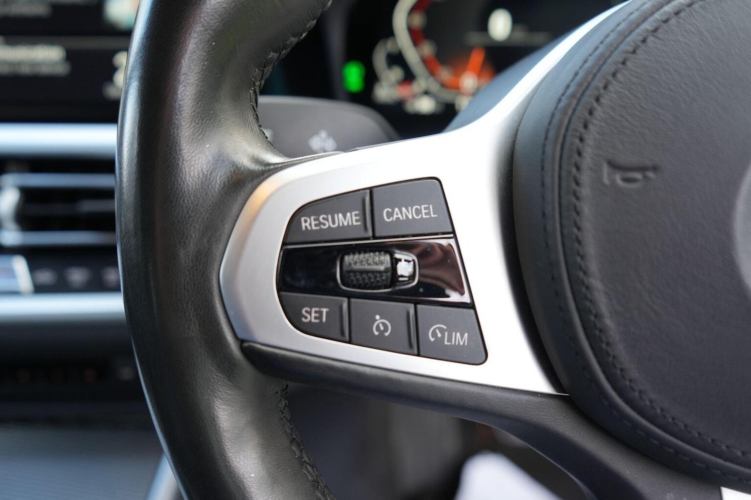 Used BMW 3 Series 2019 for sale - 77059799: Photo 25