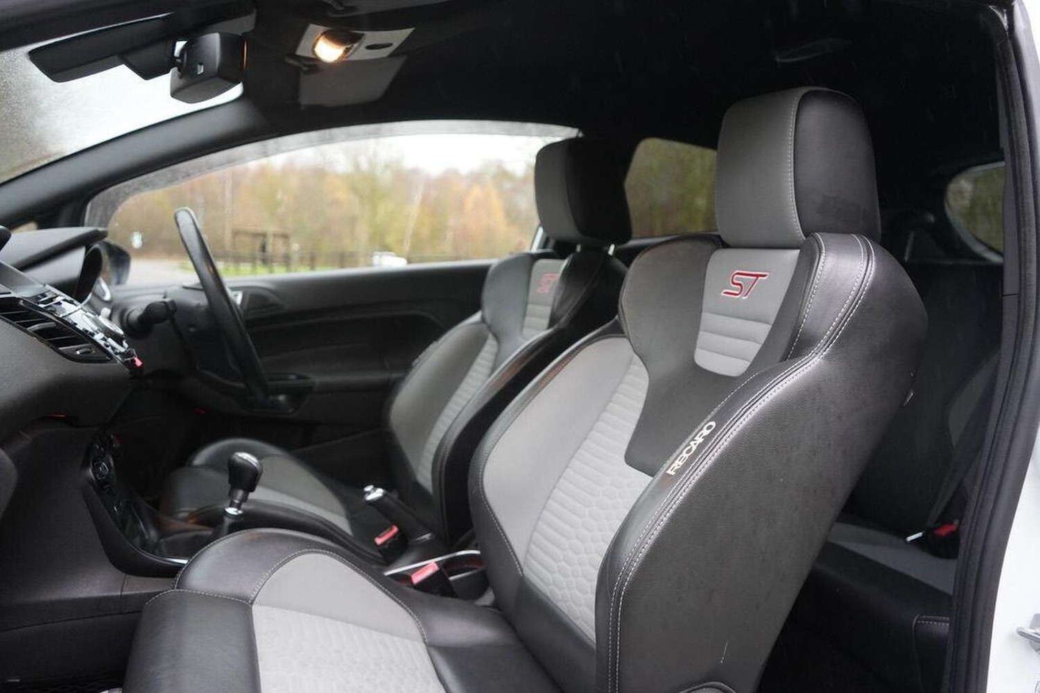 Used Ford Fiesta 2015 for sale - 76963338: Photo 30