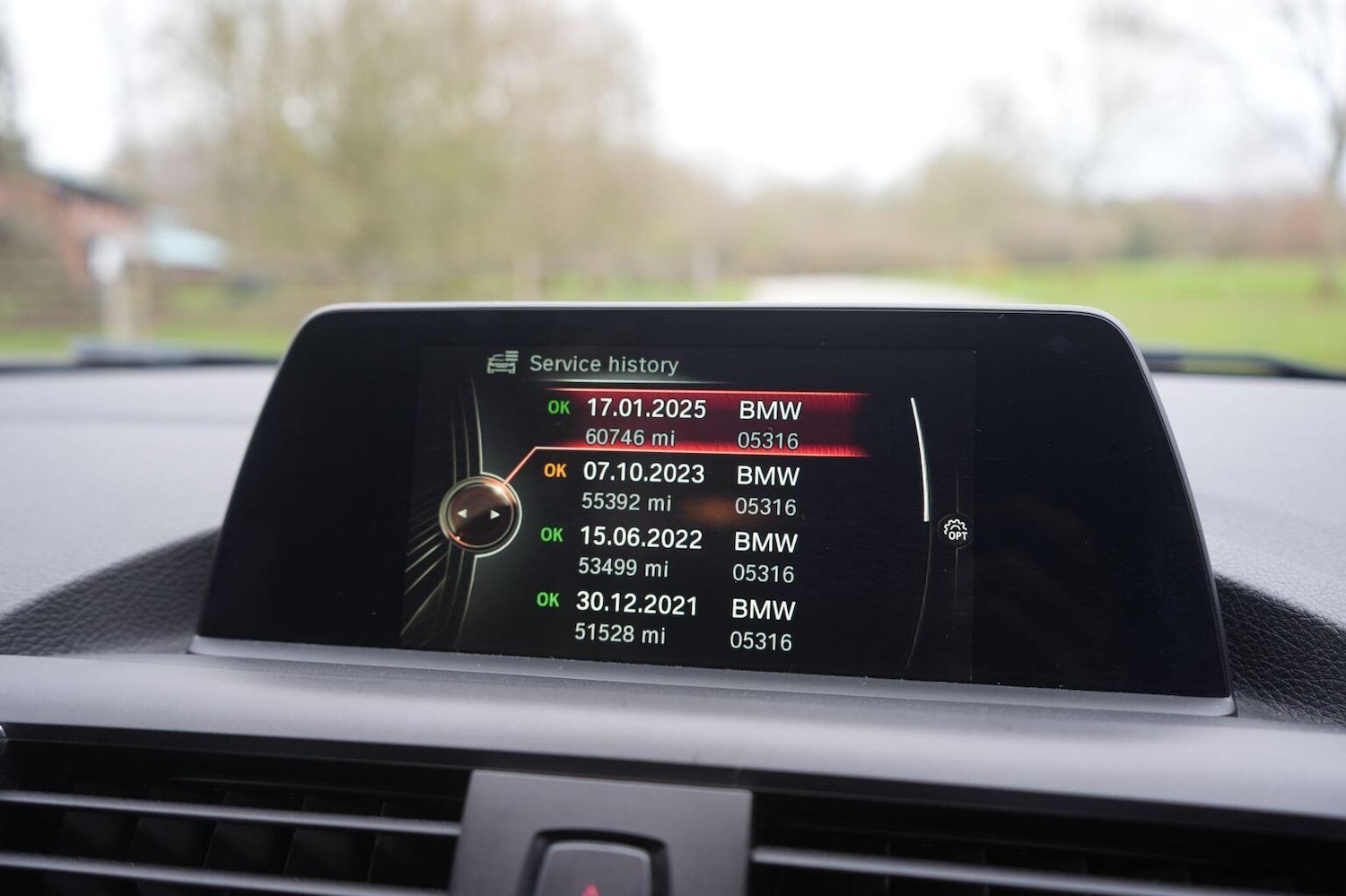 Used BMW 1 Series 2017 for sale - 76963355: Photo 28