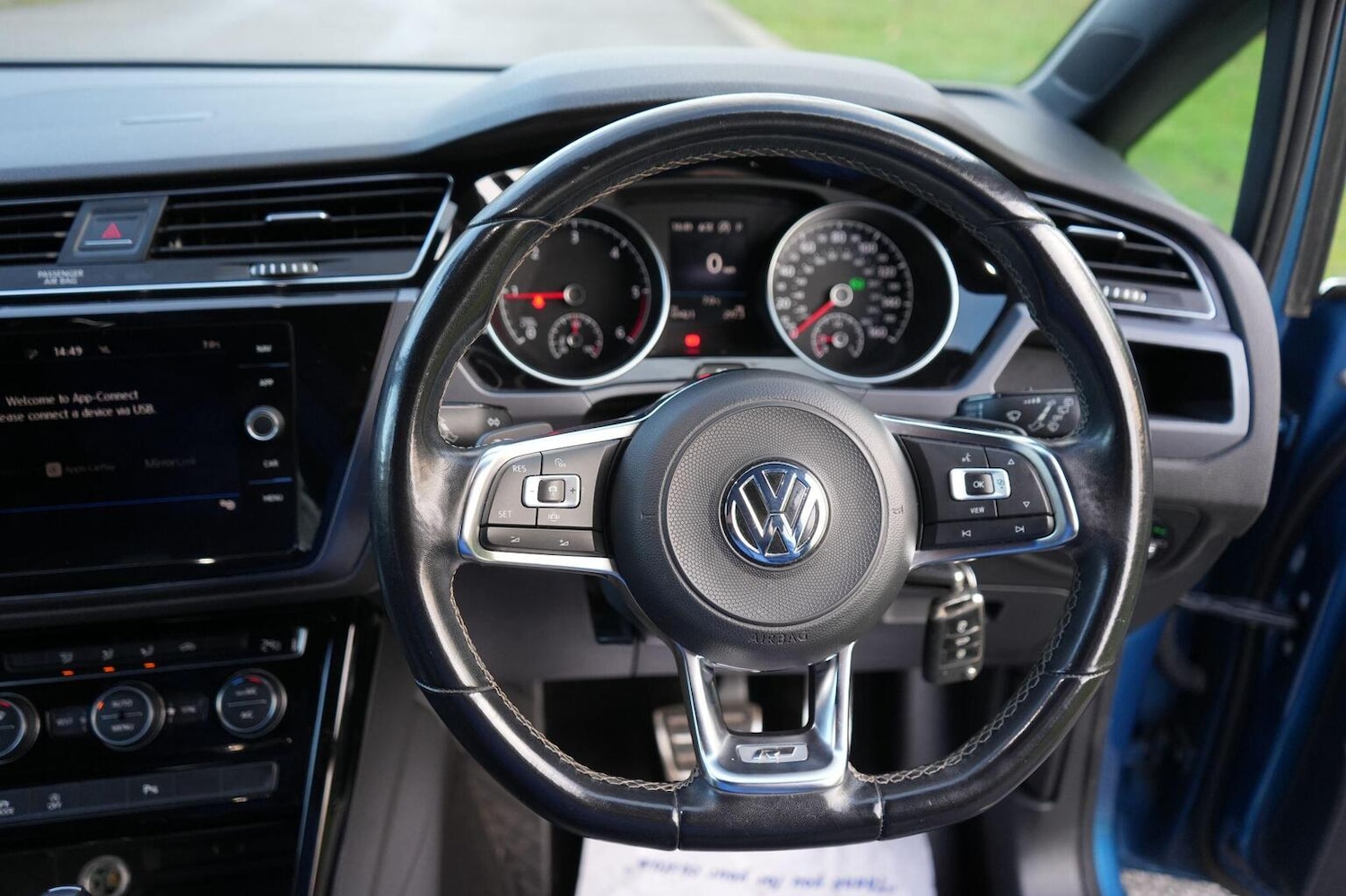 Used Volkswagen Touran 2020 for sale - 76963336: Photo 24