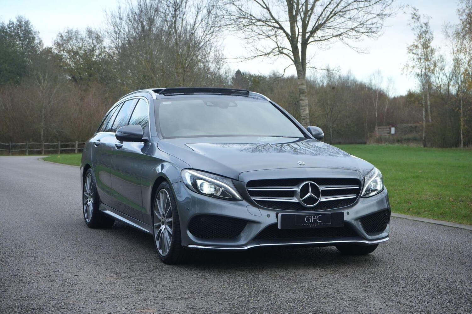 Used Mercedes-Benz C Class 2018 for sale - 76963248: Photo 2