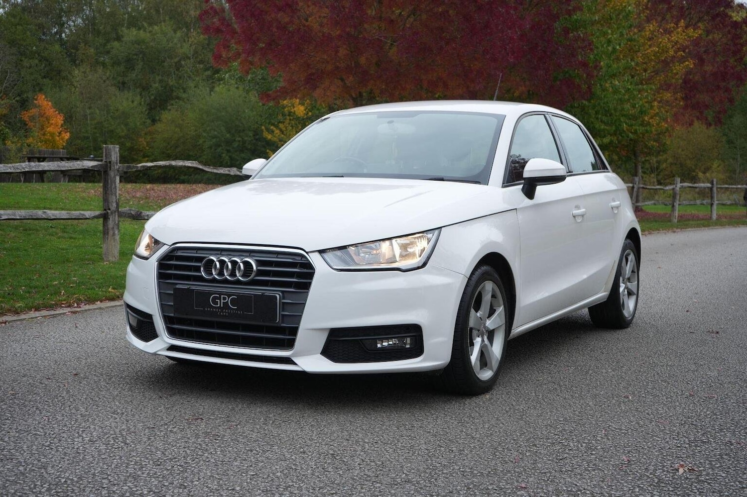 Used Audi A1 2015 for sale - 76963378: Photo 4