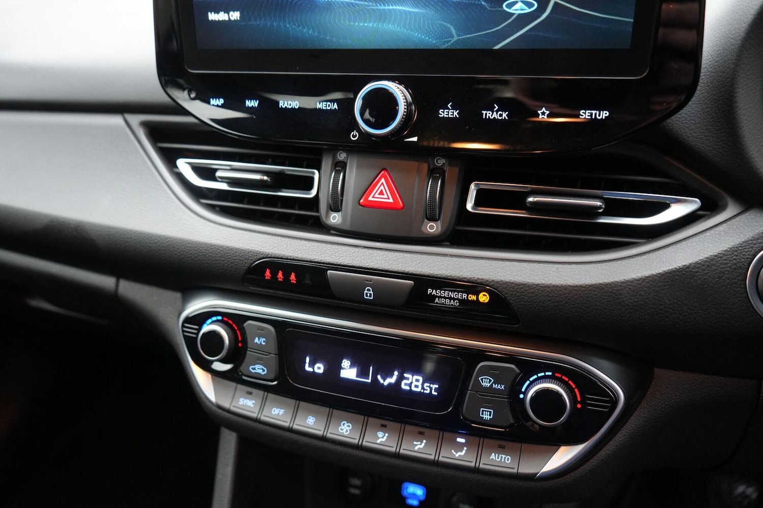 Used Hyundai i30 2023 for sale - 76963343: Photo 38