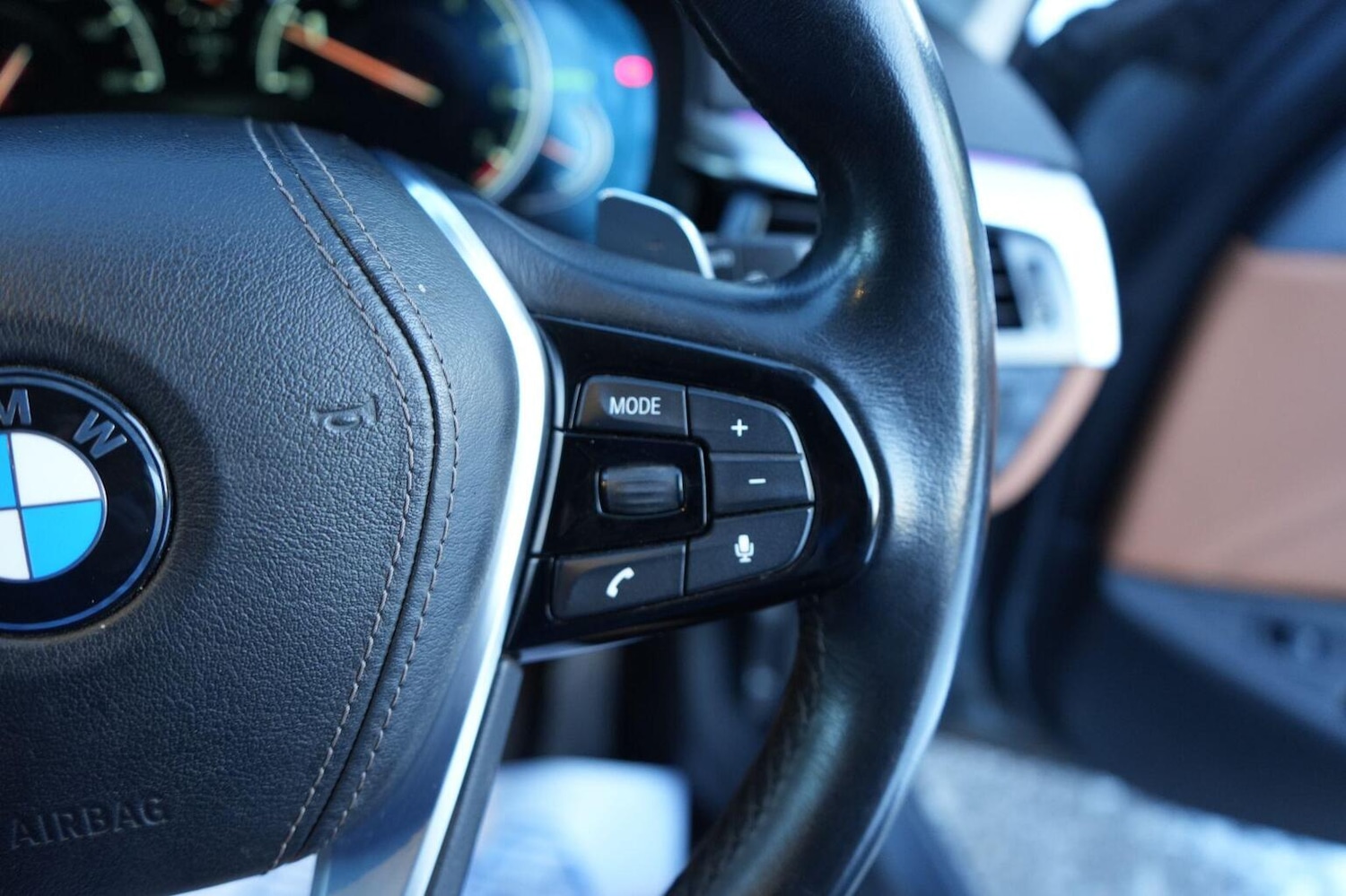 Used BMW 5 Series 2018 for sale - 77162319: Photo 31