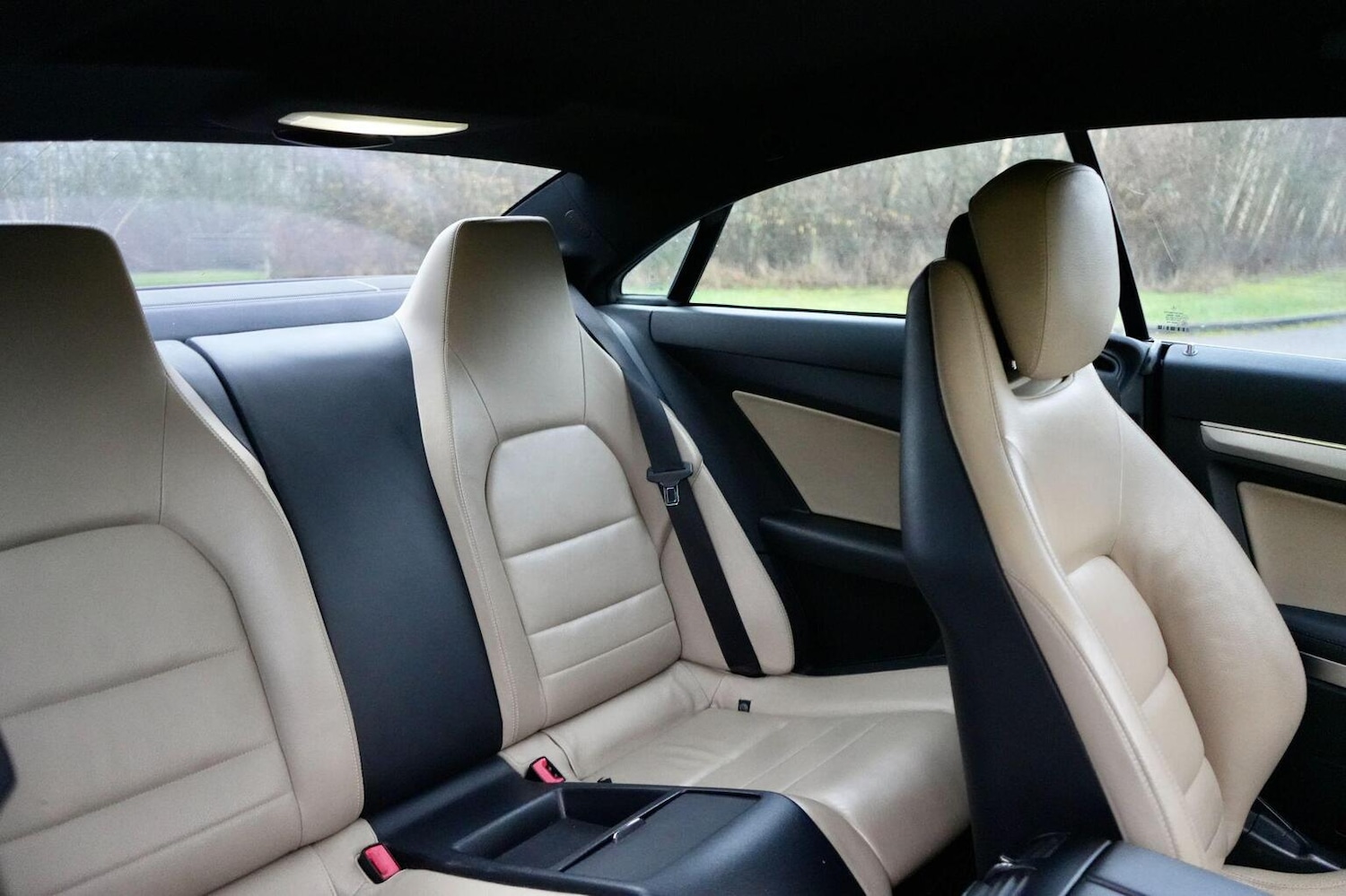 Used Mercedes-Benz E Class 2010 for sale - 77258545: Photo 18