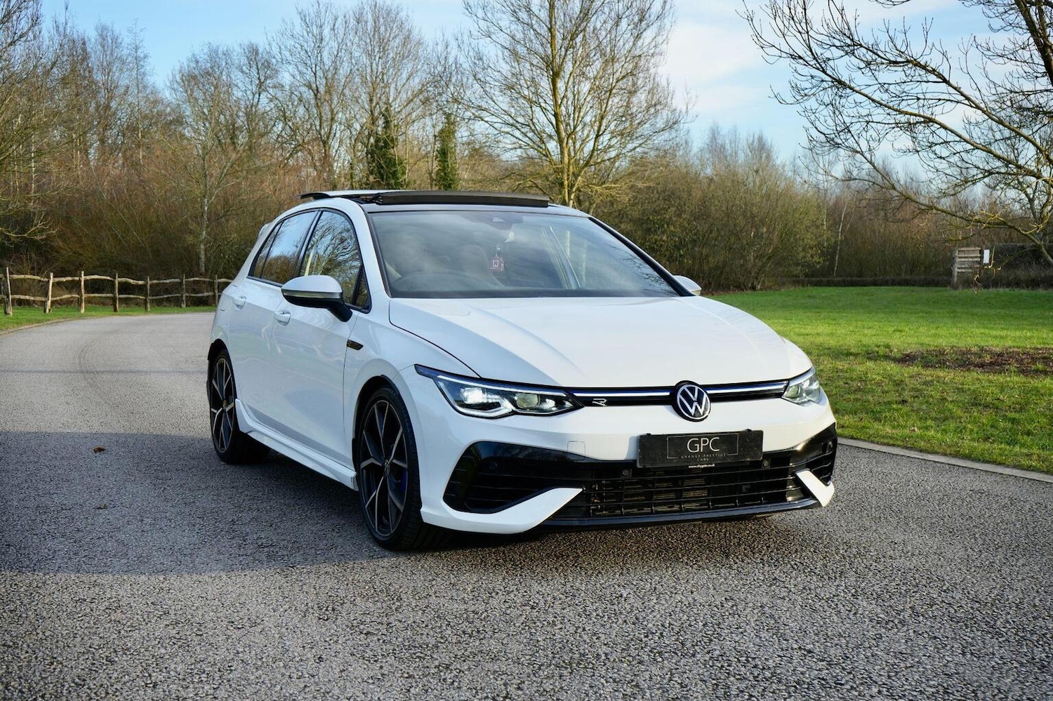 Used Volkswagen Golf 2023 for sale - 77277415: Photo 2