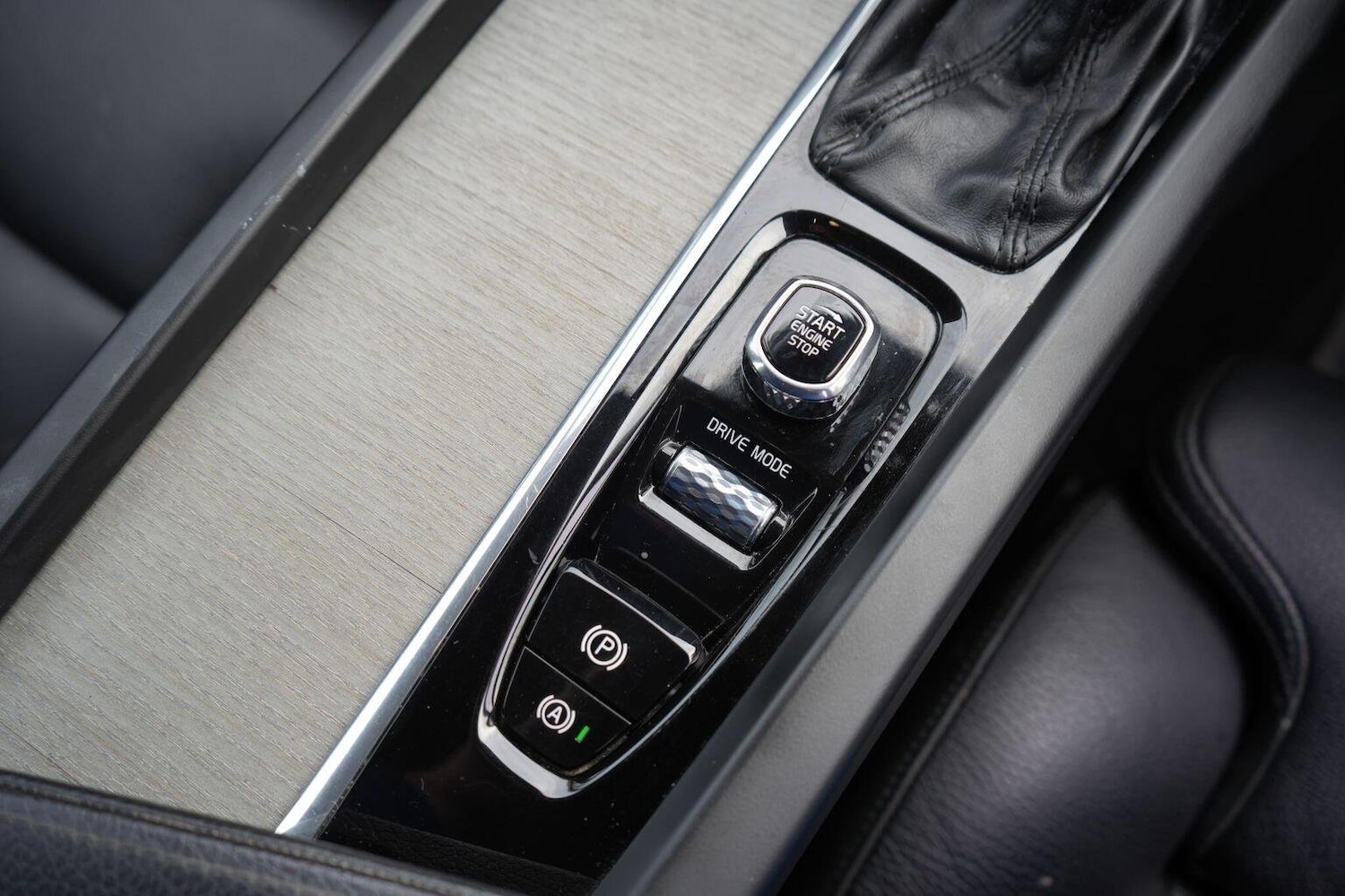 Used Volvo V60 2019 for sale - 76963324: Photo 13