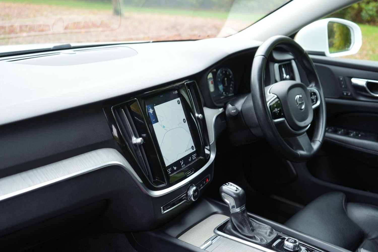 Used Volvo V60 2019 for sale - 76963324: Photo 15