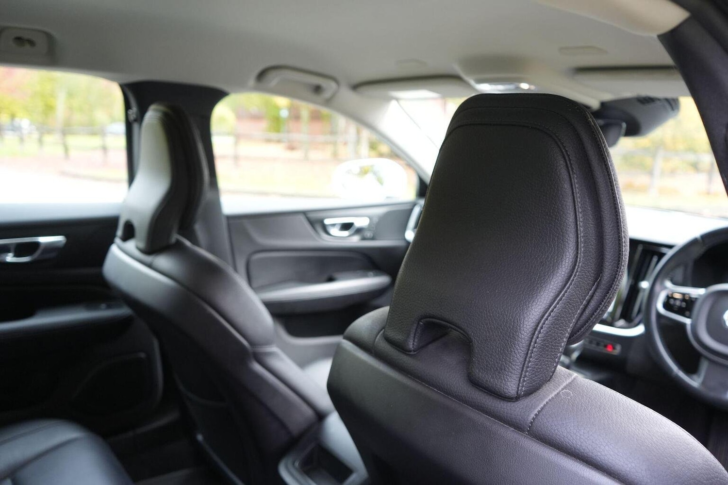 Used Volvo V60 2019 for sale - 76963324: Photo 19