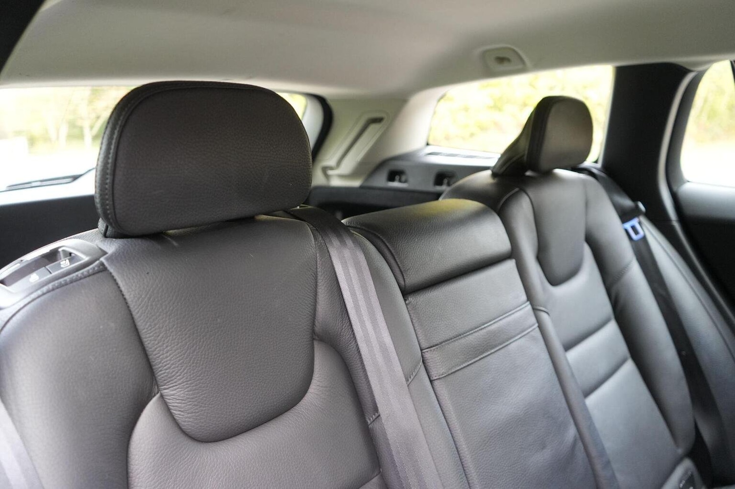 Used Volvo V60 2019 for sale - 76963324: Photo 21