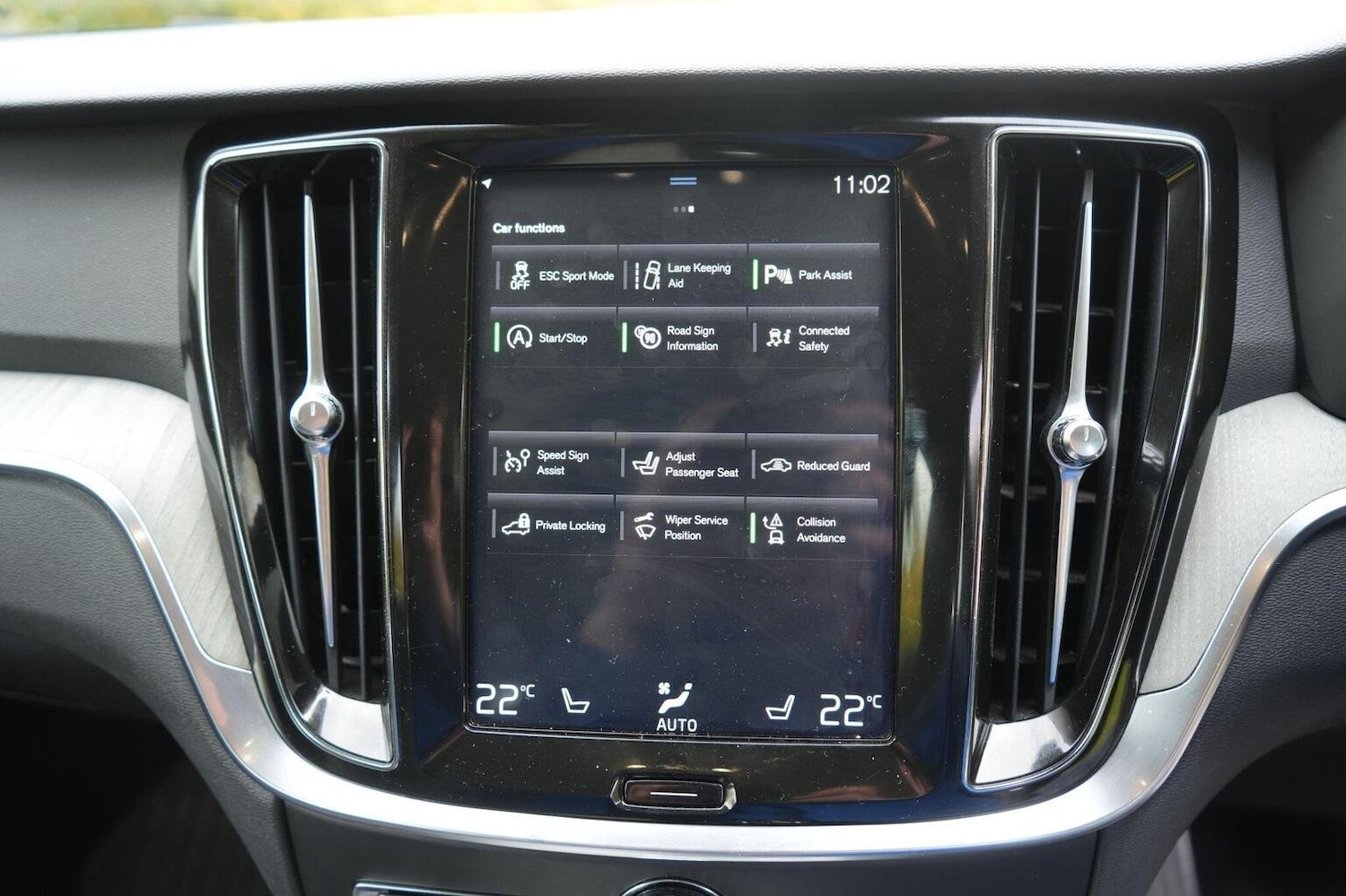 Used Volvo V60 2019 for sale - 76963324: Photo 33