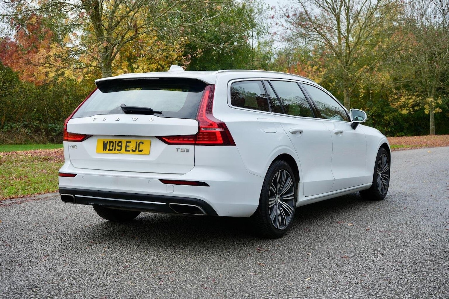 Used Volvo V60 2019 for sale - 76963324: Photo 9