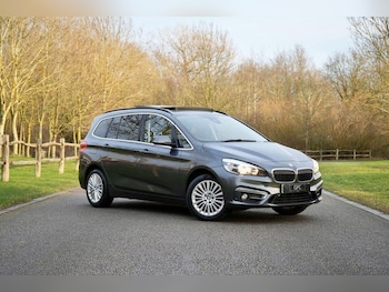 2016 - 220d Luxury 5dr Step Auto