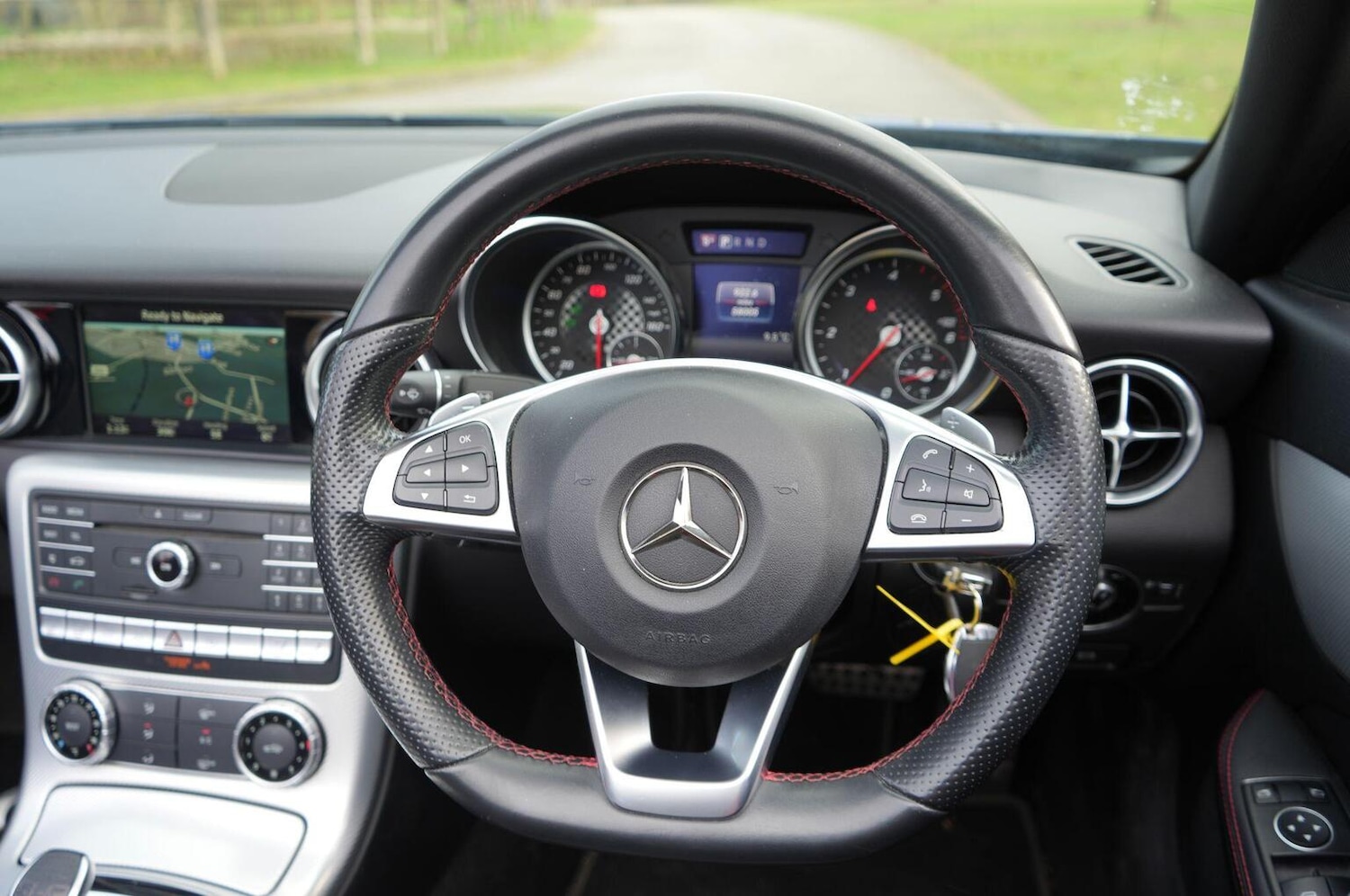 Used Mercedes-Benz SLC 2017 for sale - 77417476: Photo 24