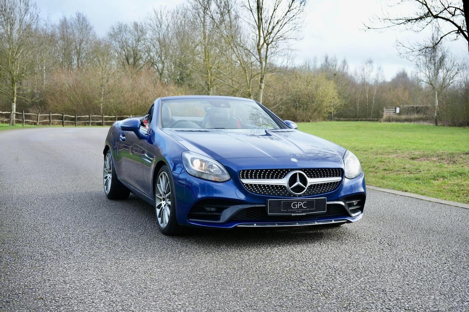 Used Mercedes-Benz SLC 2017 for sale - 77417476: Photo 3