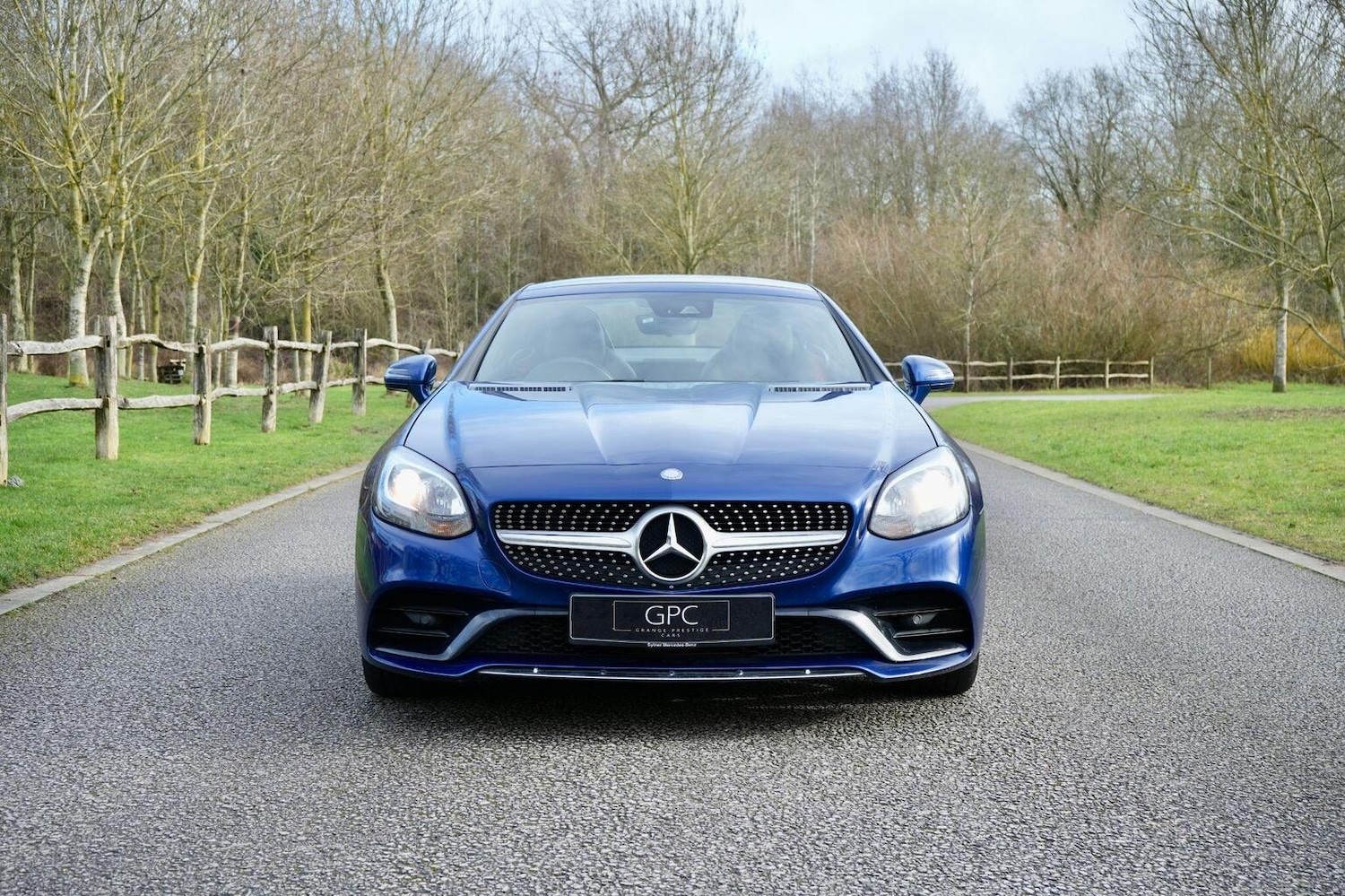 Used Mercedes-Benz SLC 2017 for sale - 77417476: Photo 4