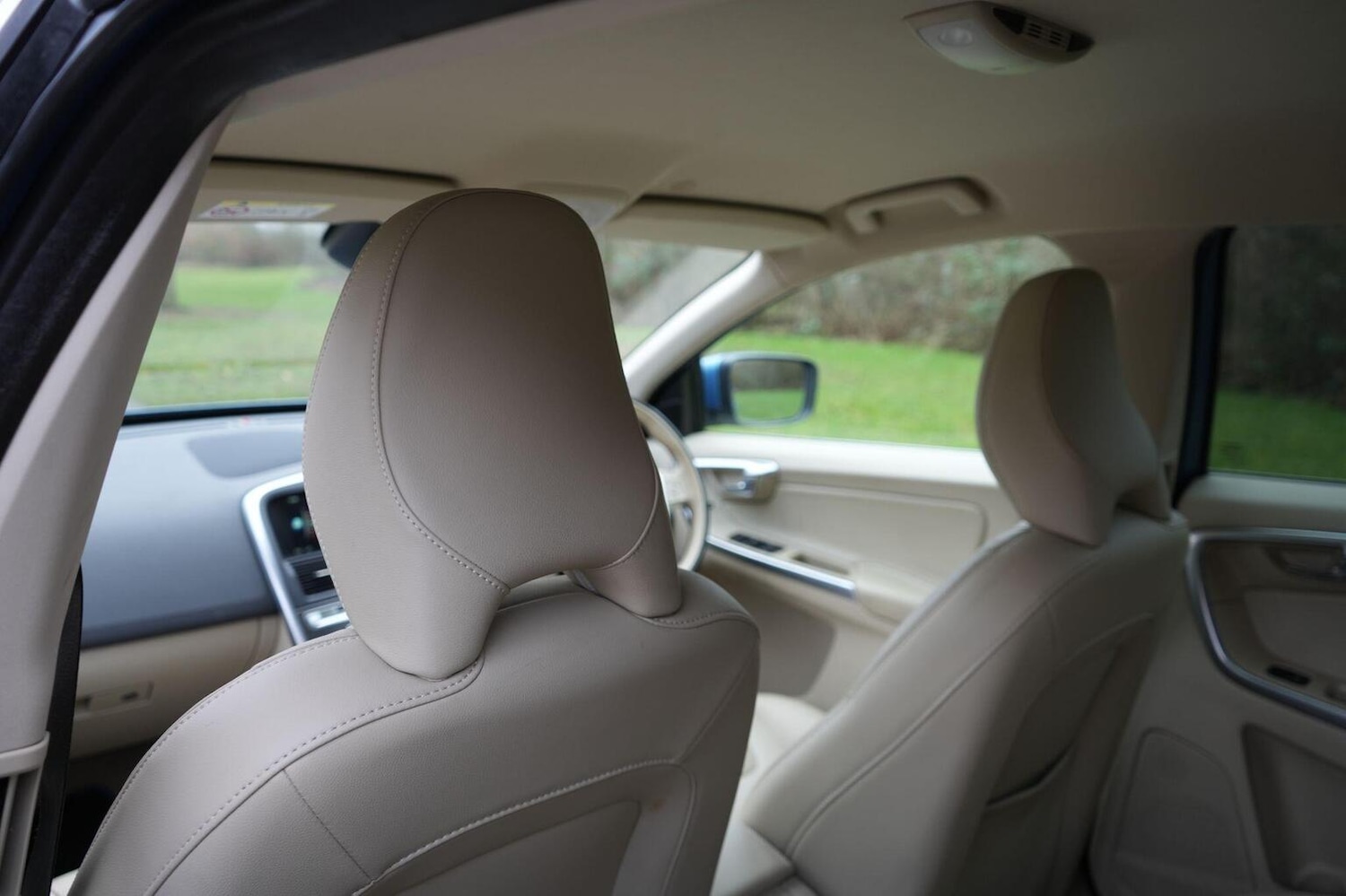 Used Volvo XC60 2015 for sale - 77453257: Photo 17