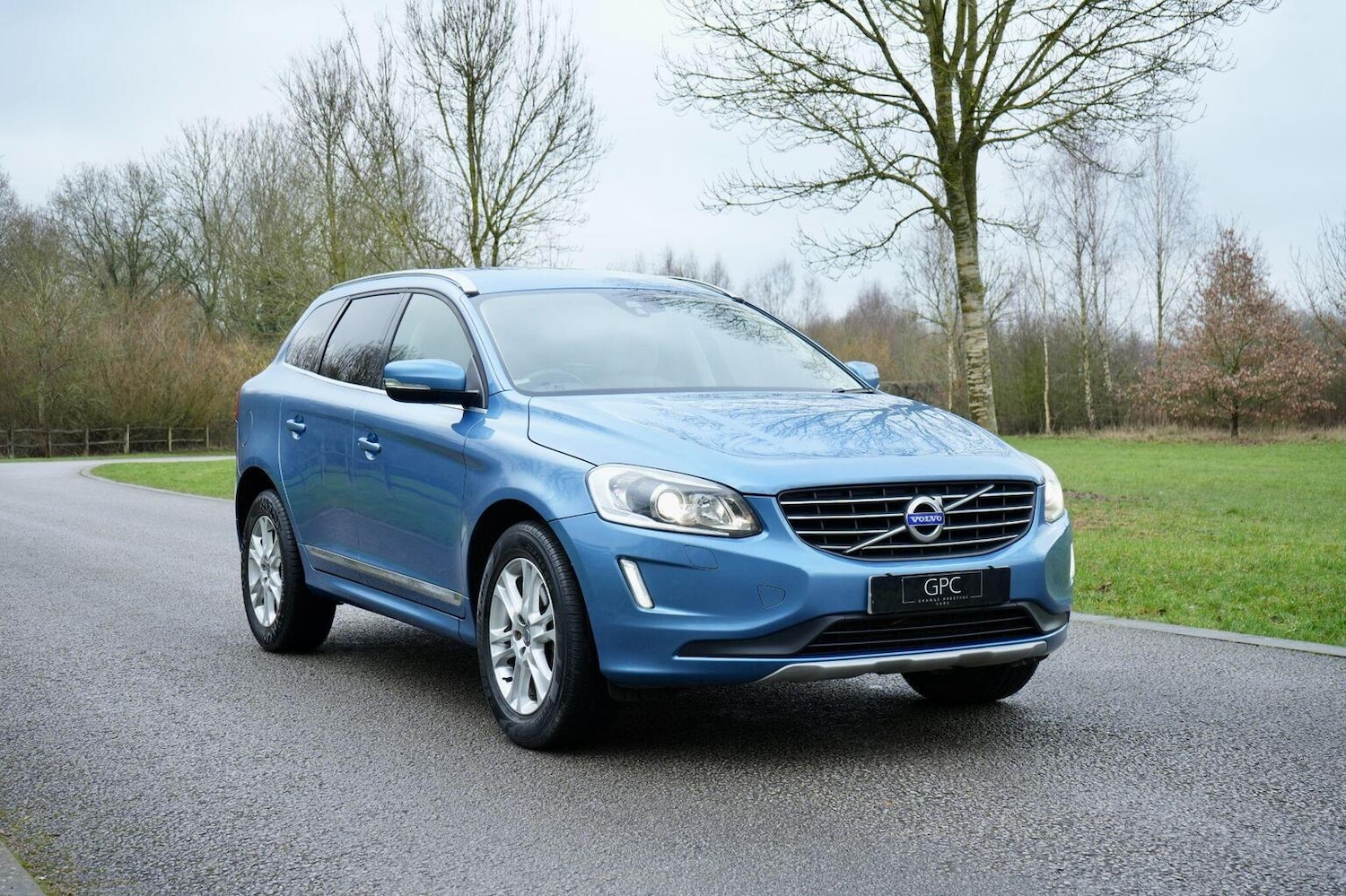 Used Volvo XC60 2015 for sale - 77453257: Photo 2