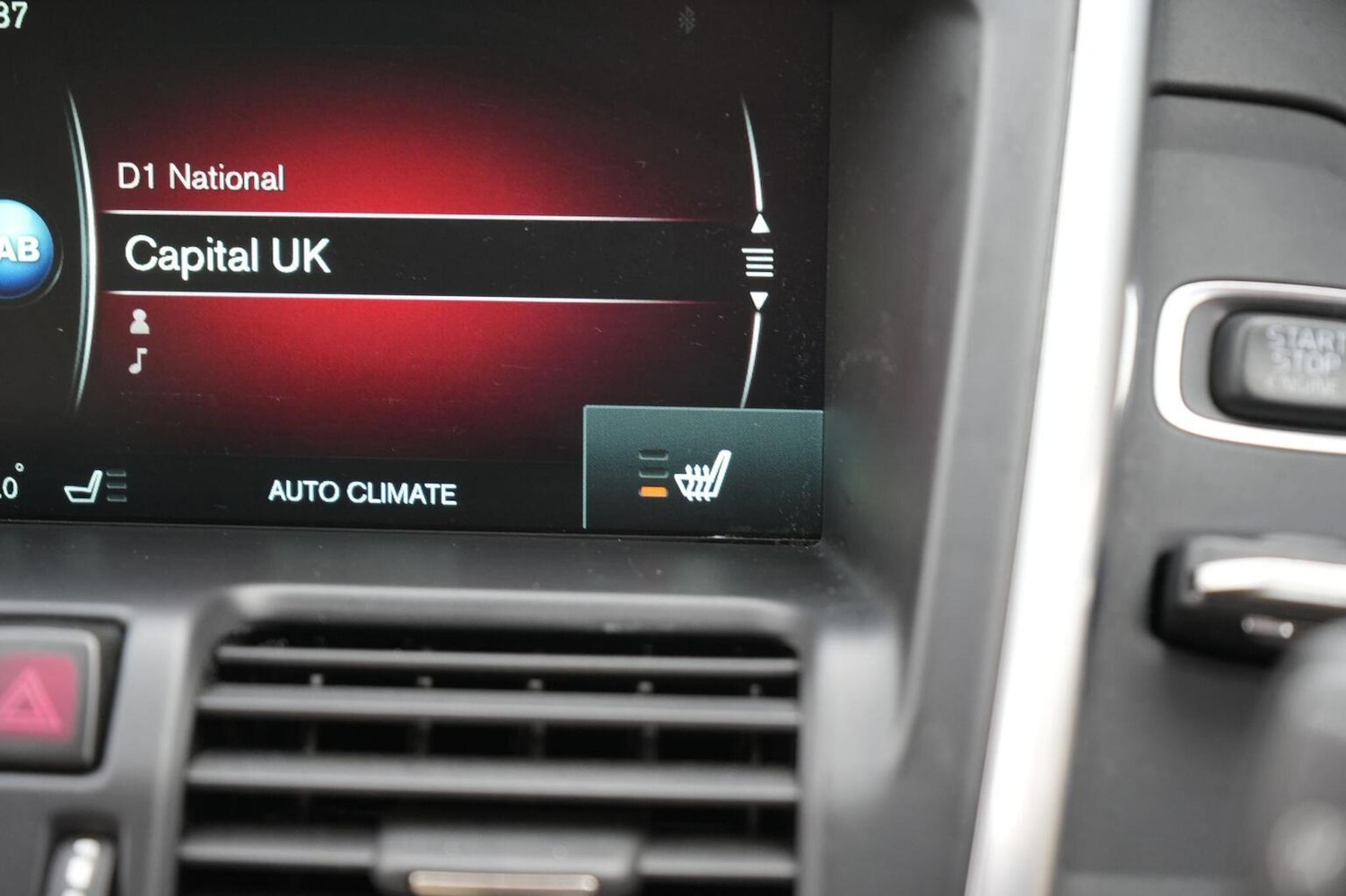 Used Volvo XC60 2015 for sale - 77453257: Photo 30