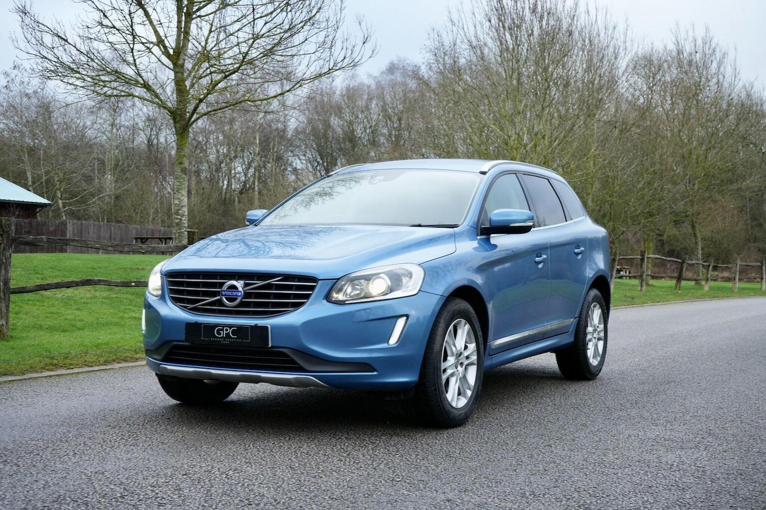 Used Volvo XC60 2015 for sale - 77453257: Photo 4