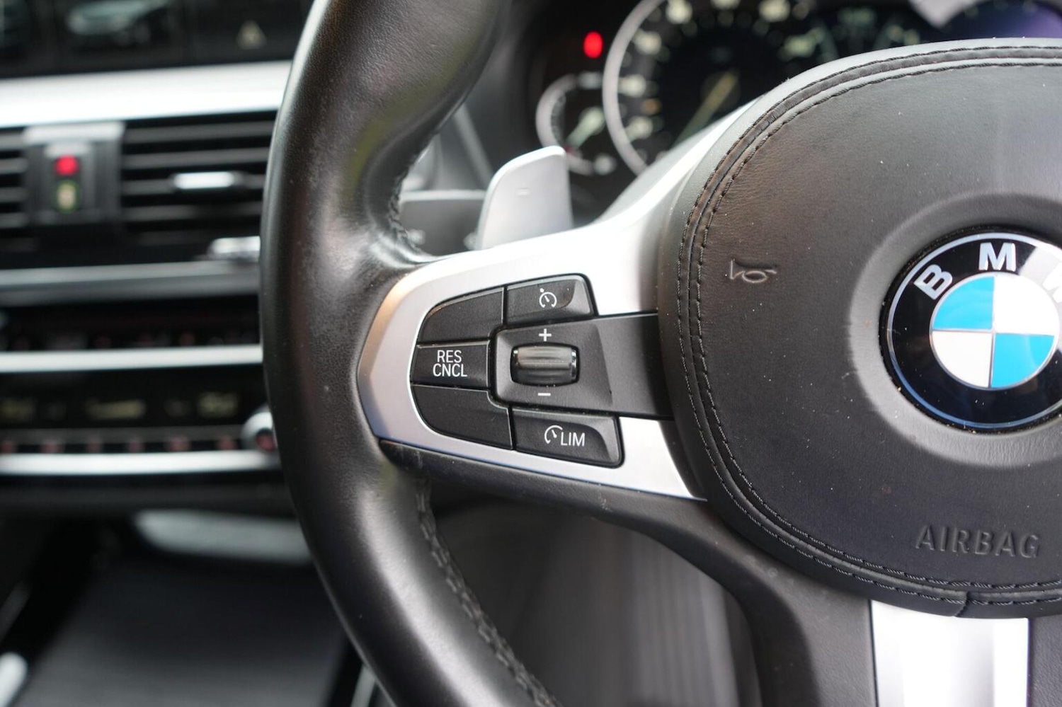 Used BMW X4 2019 for sale - 77385296: Photo 28