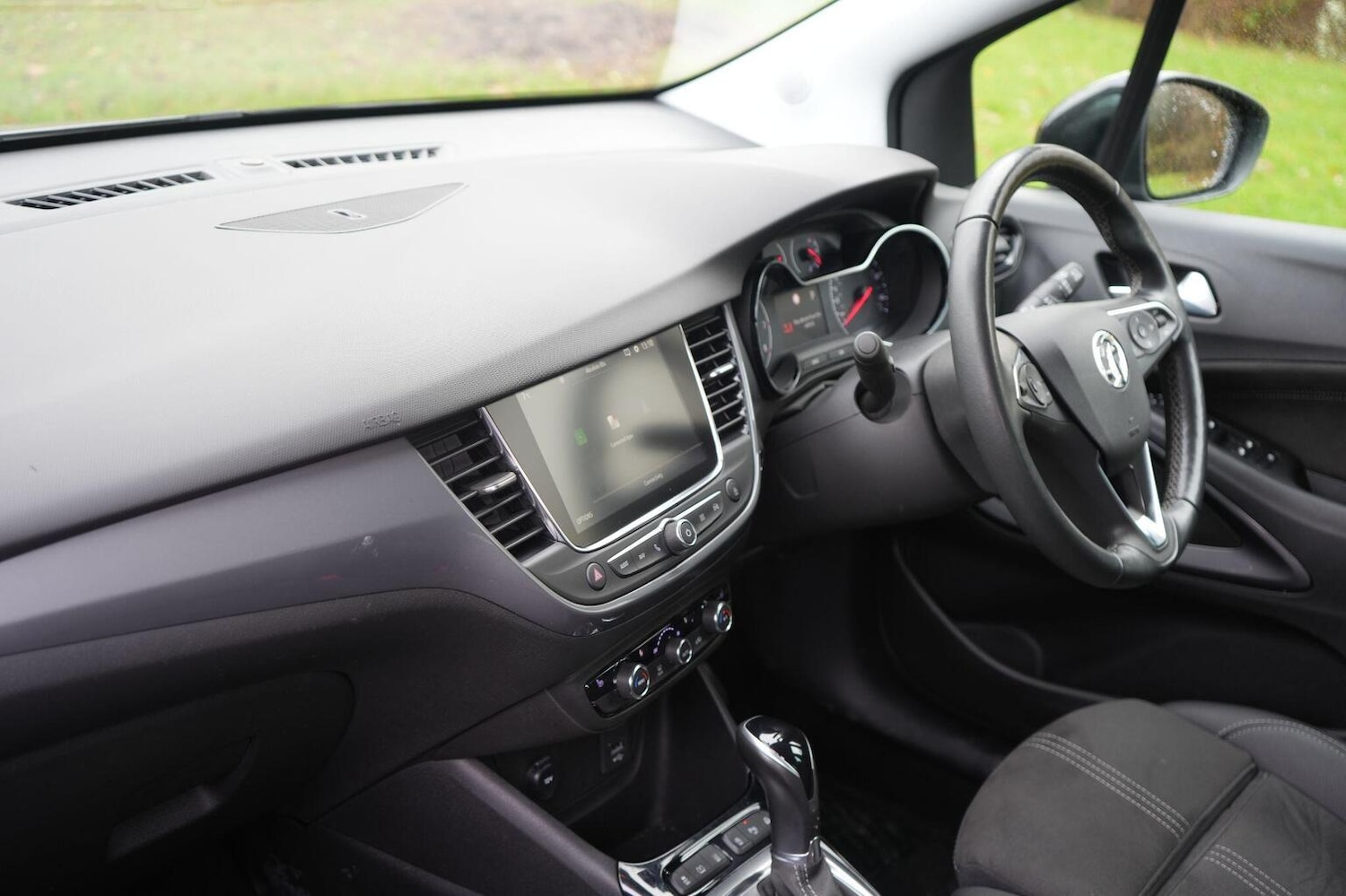 Used Vauxhall Crossland 2024 for sale - 76963243: Photo 13