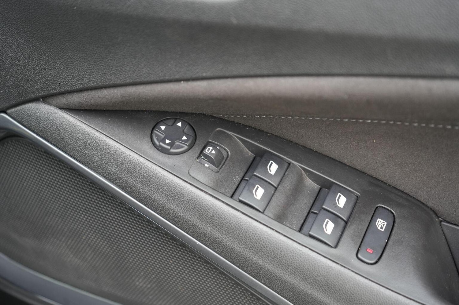 Used Vauxhall Crossland 2024 for sale - 76963243: Photo 30