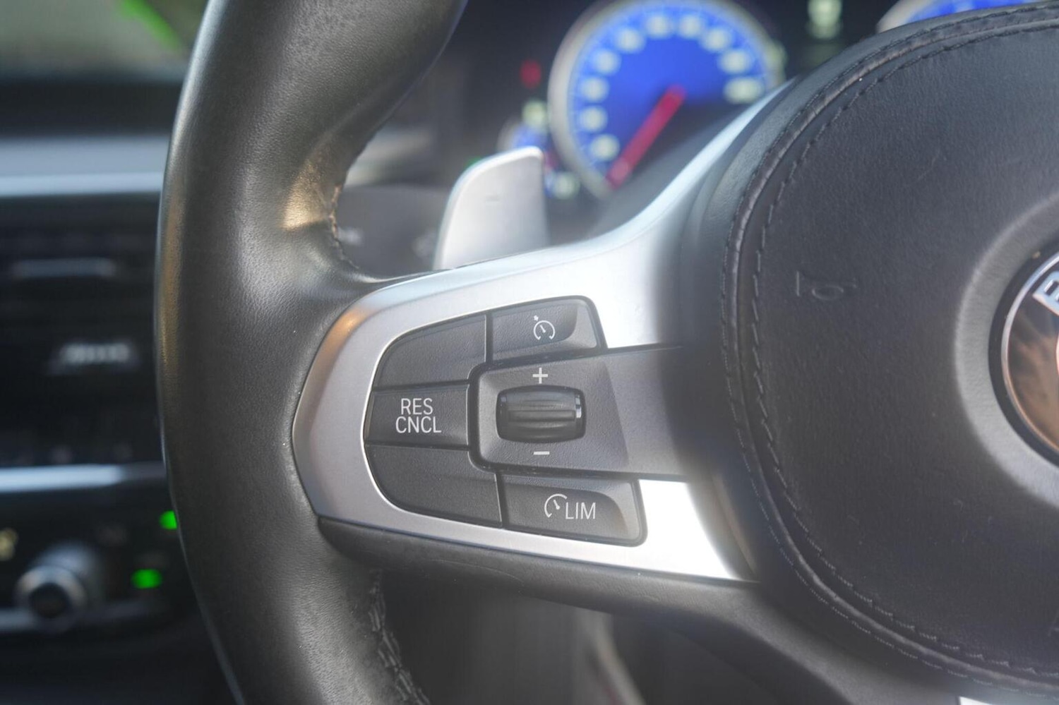 Used BMW 5 Series 2018 for sale - 76963321: Photo 24