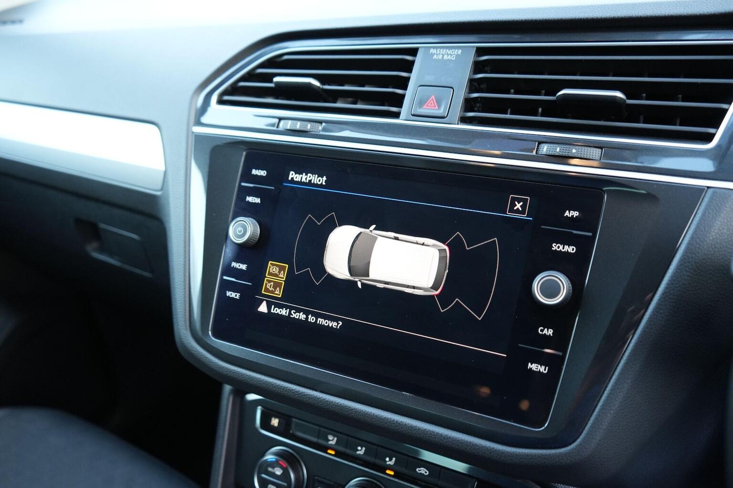 Used Volkswagen Tiguan 2019 for sale - 77135899: Photo 38