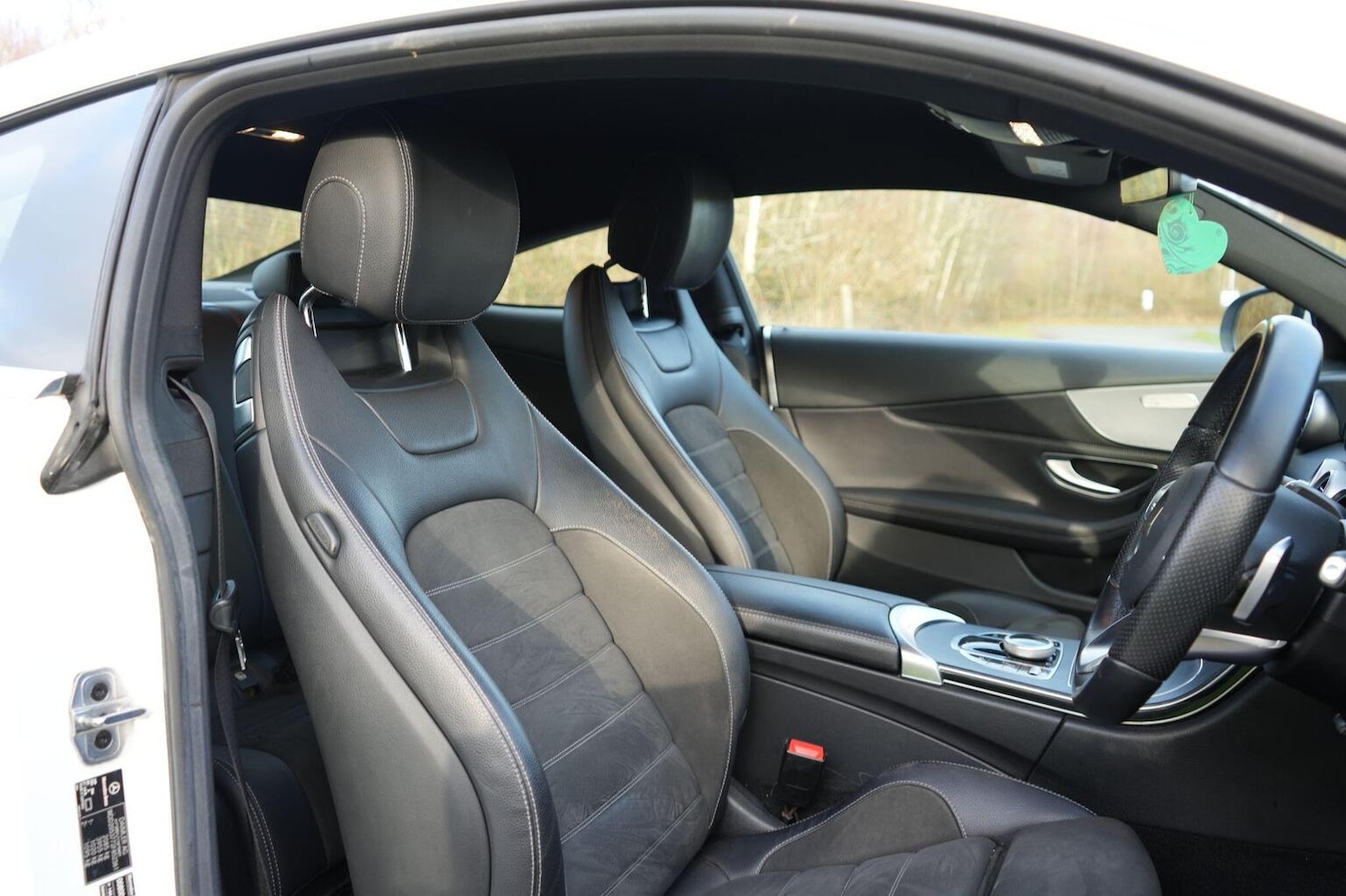 Used Mercedes-Benz C Class 2019 for sale - 76963448: Photo 15