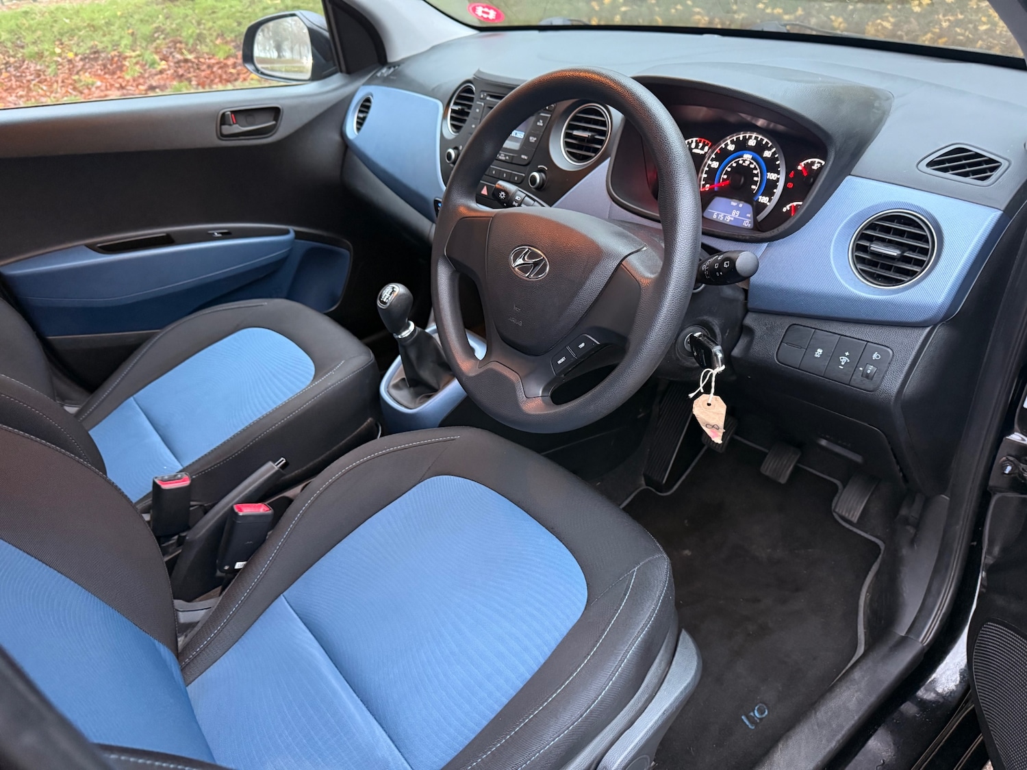 Used Hyundai i10 2014 for sale - 76568209: Photo 11