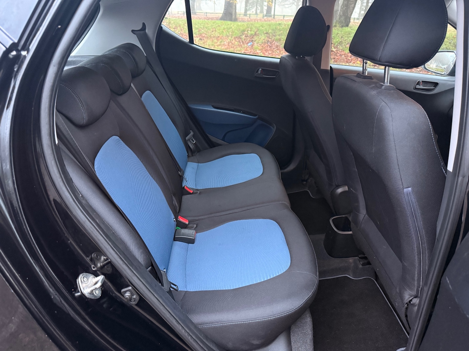 Used Hyundai i10 2014 for sale - 76568209: Photo 14