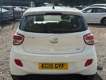 Used Hyundai i10 2015 for sale - 79662525: Photo