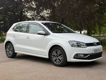 Used Volkswagen Polo 2015 for sale - 78783471: Photo