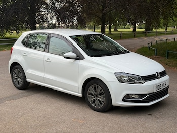 Used Volkswagen Polo 2015 for sale - 78783471: Photo