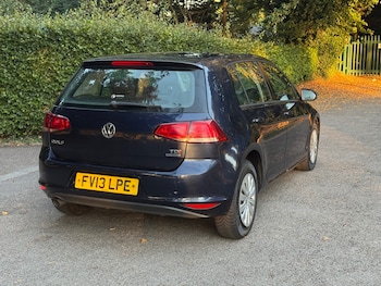 Used Volkswagen Golf 2013 for sale - 76102743: Photo