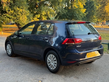 Used Volkswagen Golf 2013 for sale - 76102743: Photo
