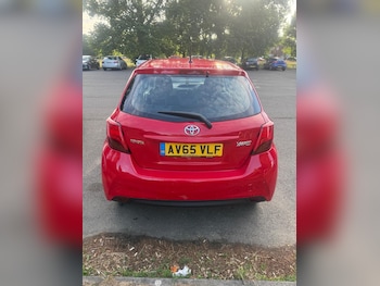 Used Toyota Yaris 2015 for sale - 76106289: Photo