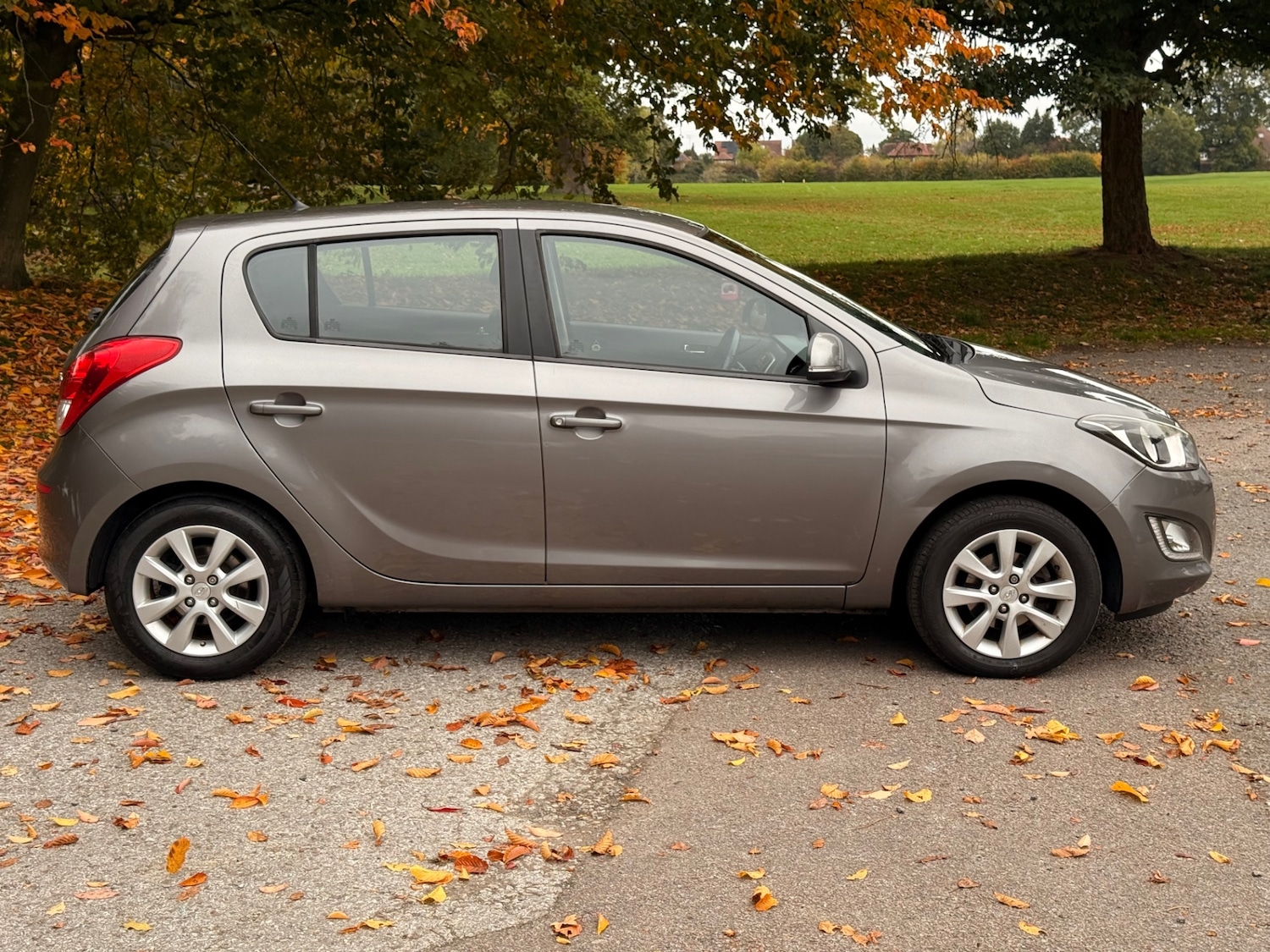 Used Hyundai i20 2012 for sale - 76108337: Photo 3