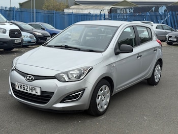 Used Hyundai i20 2012 for sale - 76121206: Photo 2