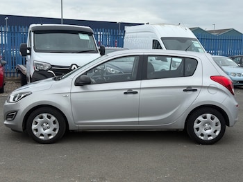 Used Hyundai i20 2012 for sale - 76121206: Photo 3